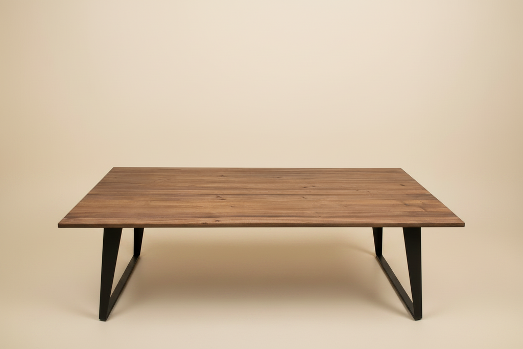 Box Eettafel – vooraanzicht crème sweep