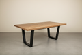 Uitschuiftafel betonlook gesloten