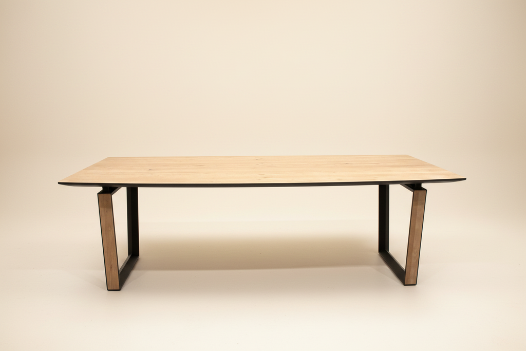 Darwin eettafel — crème sweep vooraanzicht